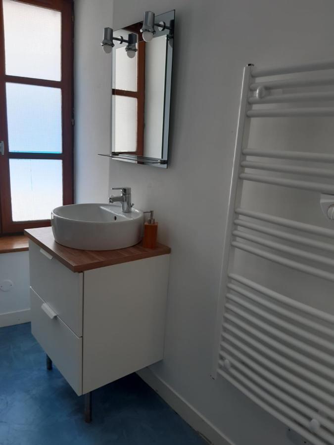 Appartement Haute Ville Meuble Avec Cour Privative Granville Kültér fotó